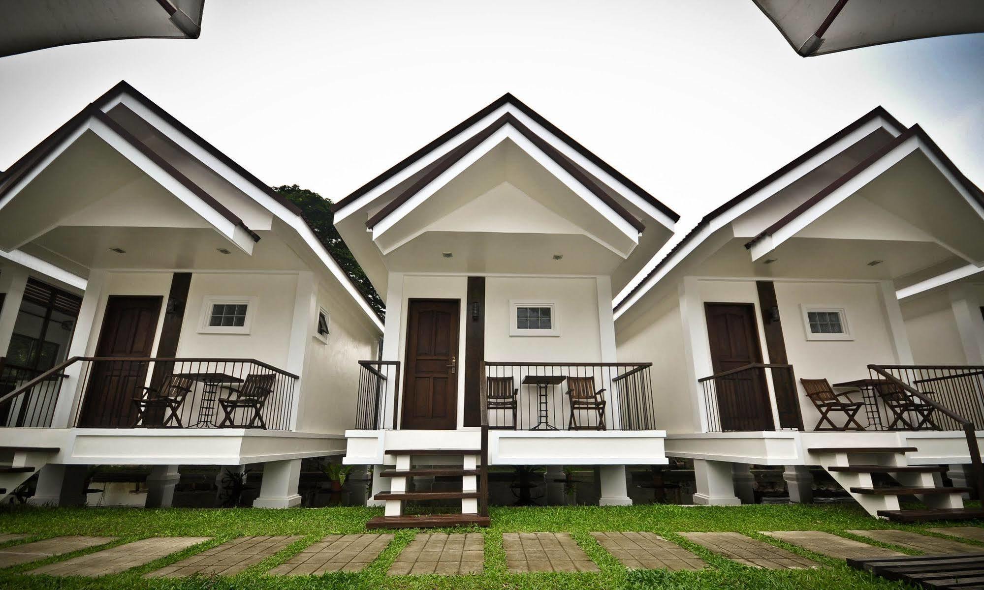 Cleon Villas Pension Puerto Princesa Luaran gambar