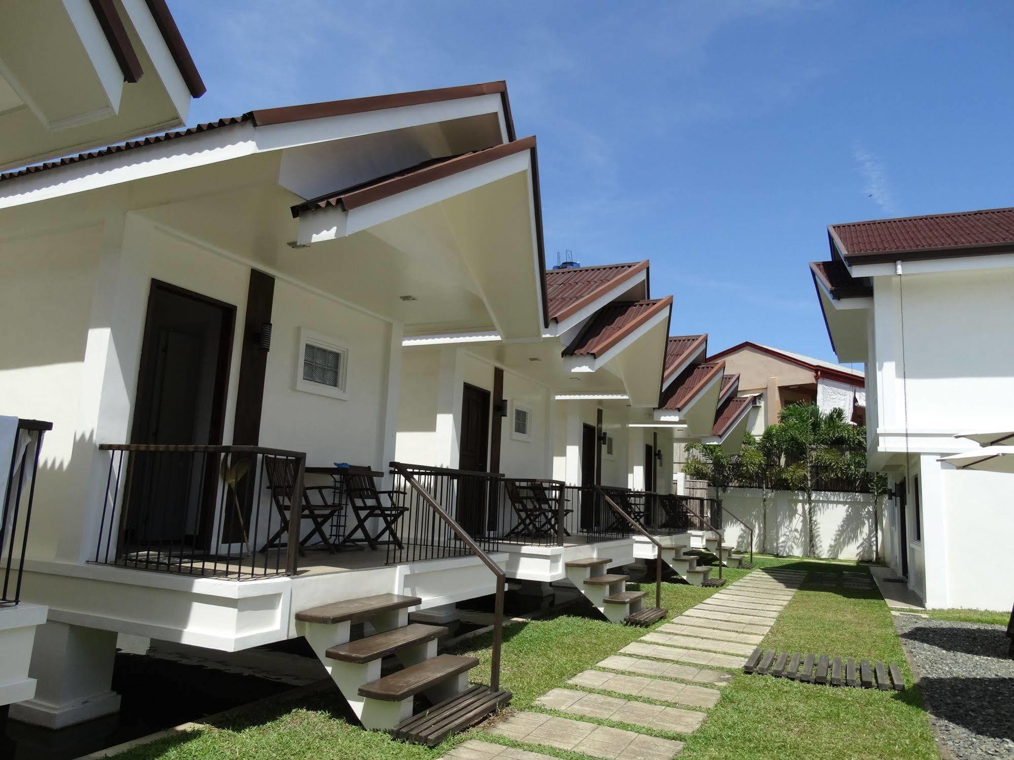 Cleon Villas Pension Puerto Princesa Luaran gambar