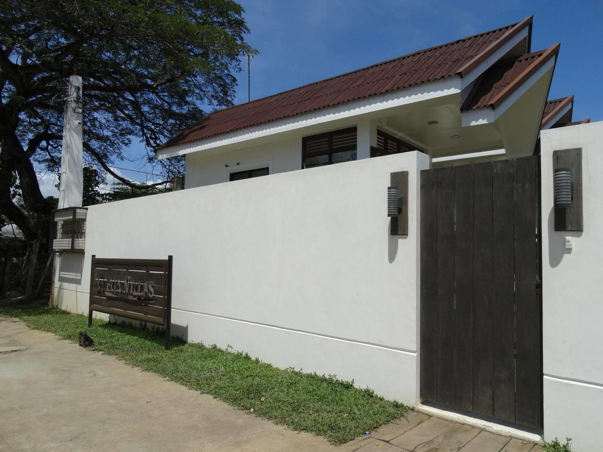 Cleon Villas Pension Puerto Princesa Luaran gambar
