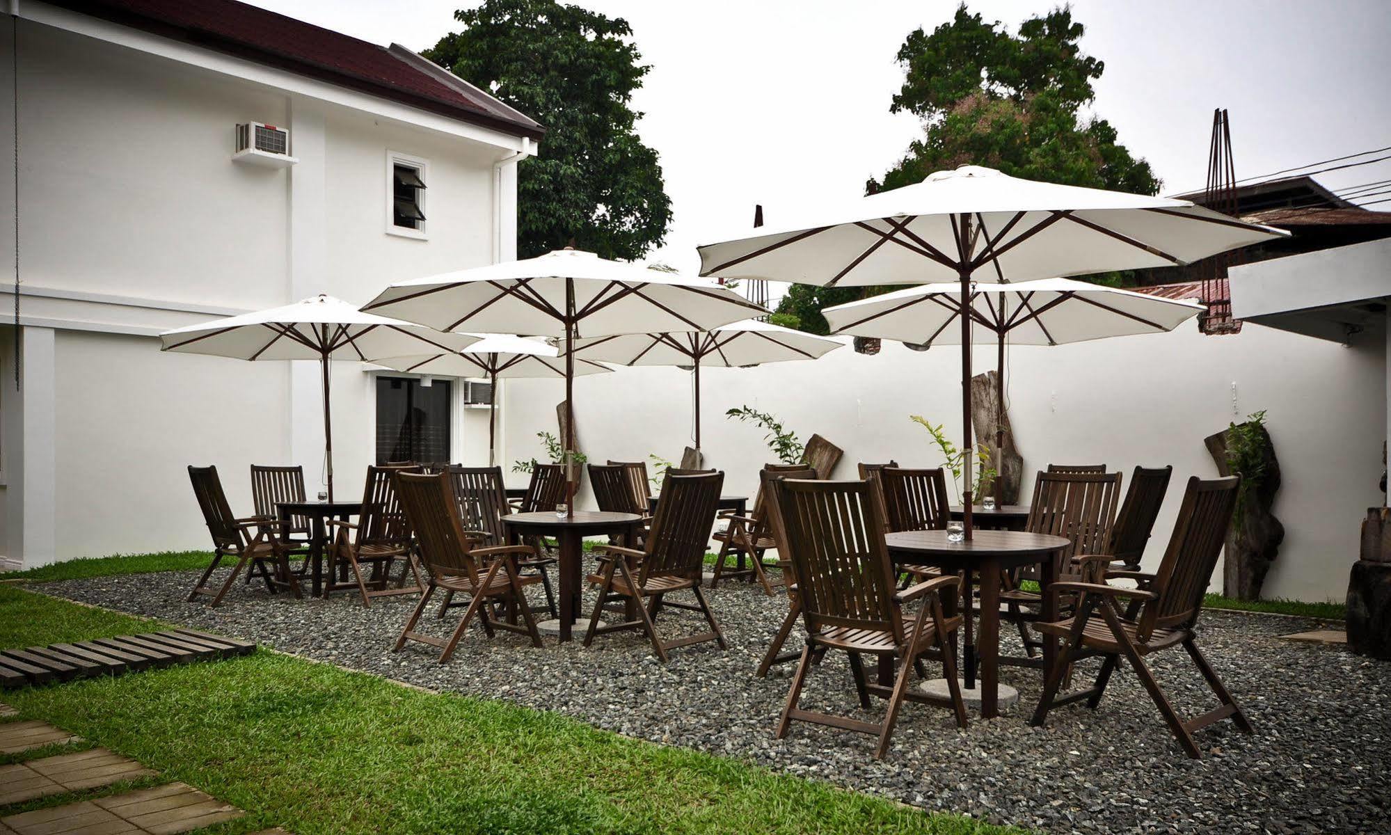 Cleon Villas Pension Puerto Princesa Luaran gambar